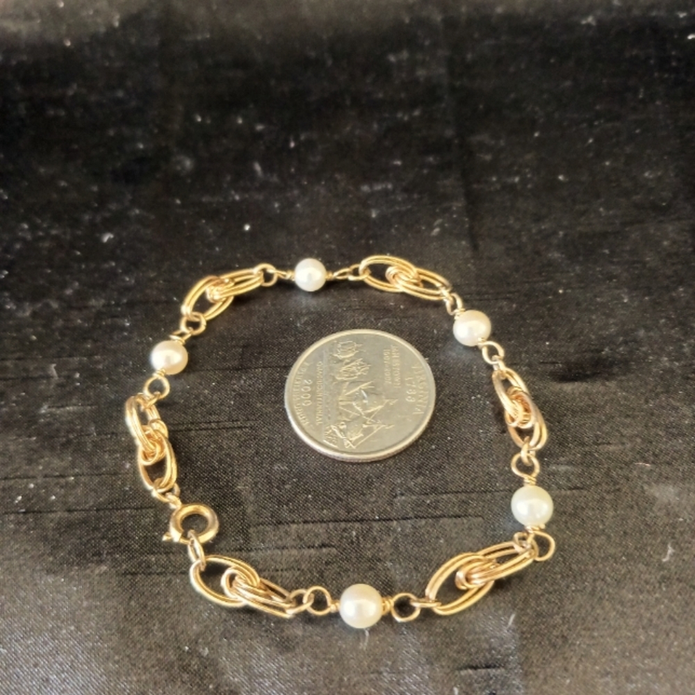 Bracelet